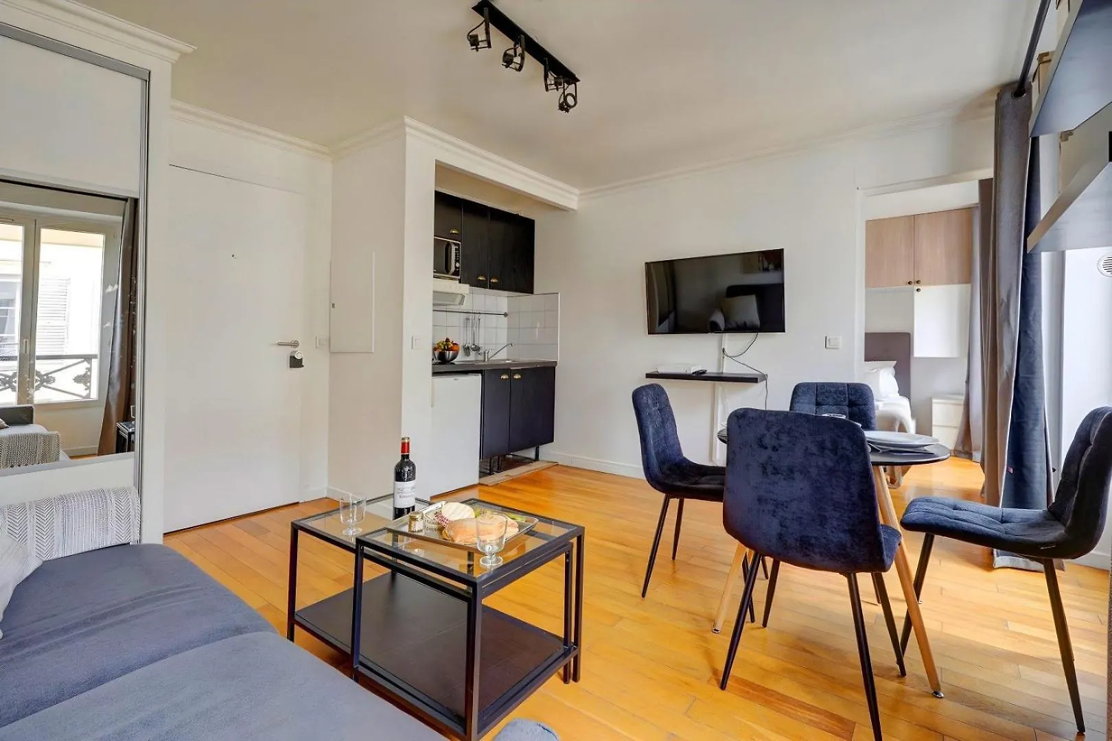 Apartament Bluestay 237 - Superbe A Paryż